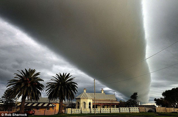 12 Types of Clouds That Are Awesome - Image 4 - Arcus Clouds.