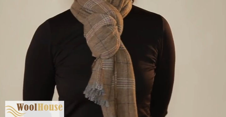 Style #3 - 19 awesome ways to tie a scarf or shawl.