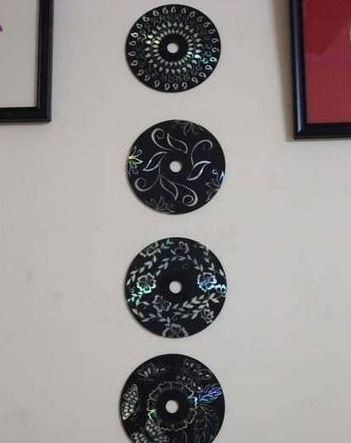 16 DIY Projects Using Old and Scratched CDs - Bring out your creative side by making CD wall decorations.