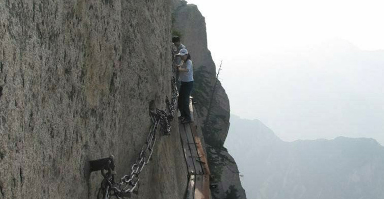 This Is the World’s Most Dangerous Trail but You Won’t Believe Why People Climb It.