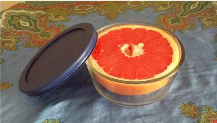 19 Photos Perfectionists Will Love - The perfect bowl for this grapefruit.