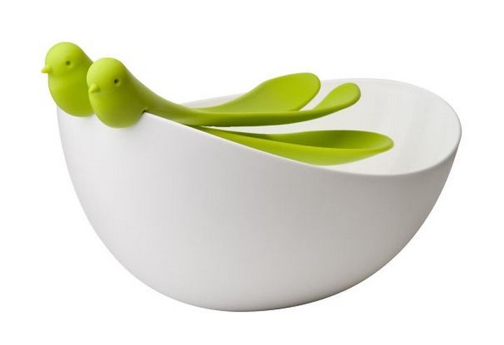 35 Kitchen Gadgets To Make Any Kitchen Guru Happy - Sparrow Salad Bowl and Serving Spoons.