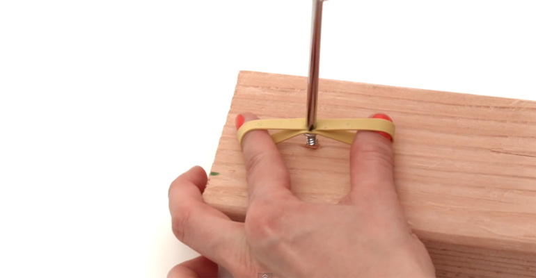 10 Rubber Band Hacks You Never Thought Were Possible with Simply Using Rubber Bands