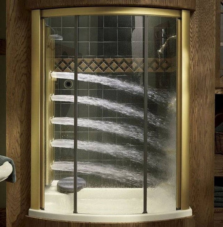 13 Beautiful Showers - Shower with several jets of water.