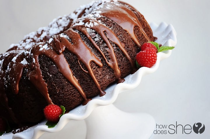 19 Chocolate Cake Recipes That Are Better Than Any Boyfriend - Triple chocolate bundt cake.