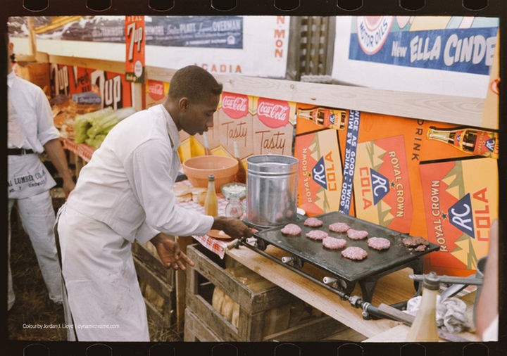58 Colorized Photos from the Past - Burger flipper, 1938.