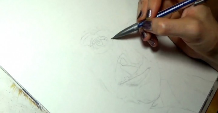 Artist Heather Rooney Creates Photorealistic Pencil Drawing of Robin Williams.