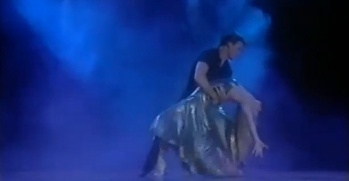Patrick Swayze dancing with His Wife on Stage Together.