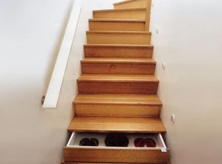 Store boots or shoes by building drawers inside the stairs - 37 Home Improvement Ideas