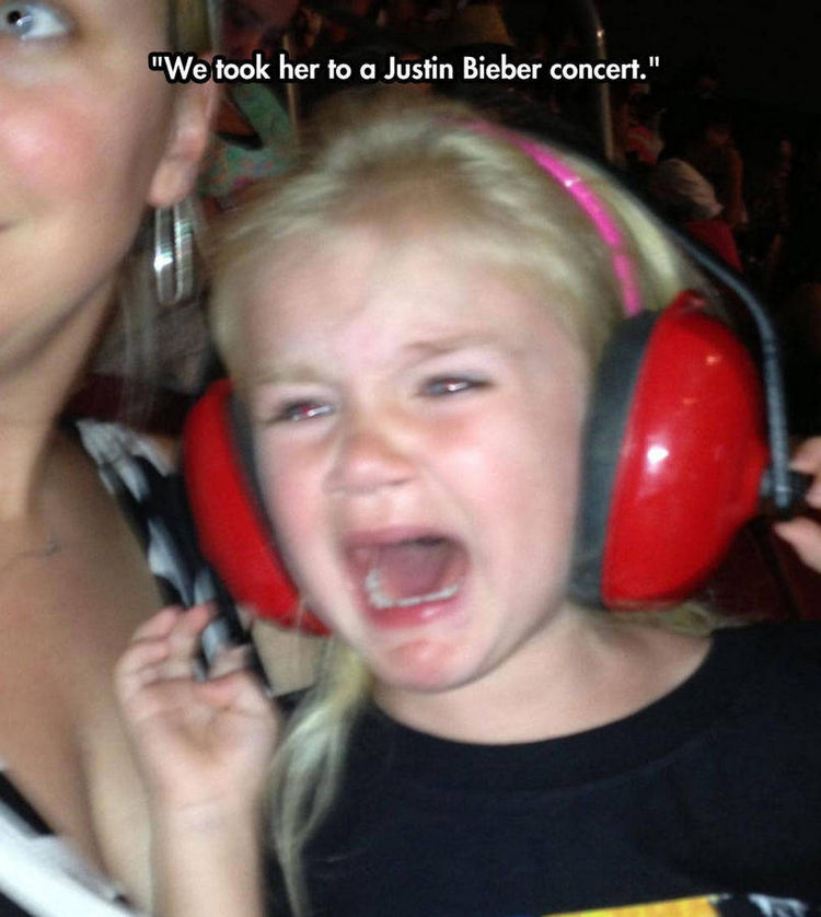 37 Photos of Kids Losing It - We took her to a Justin Bieber concert.