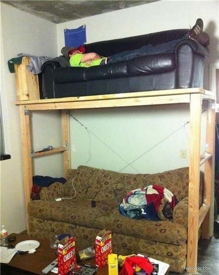 51 Crazy Life Hacks - A DIY bunk bed sofa.