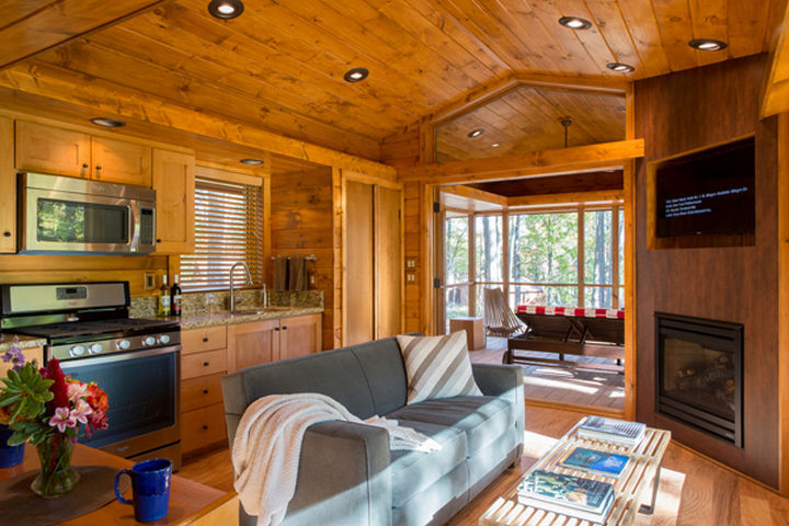 Inside ESCAPE Park Models, you would never expect this to be a cottage on wheels. It is as spacious as an apartment.