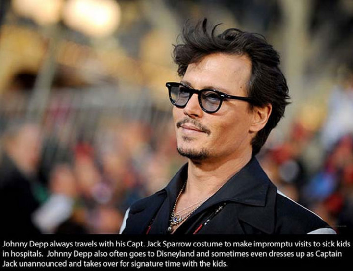 17 Celebrities Doing Random Acts of Kindness - Johnny Depp.