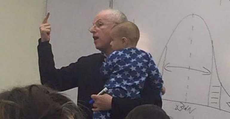 A Student’s Baby Began Crying and This Professor’s Reaction Was Perfect