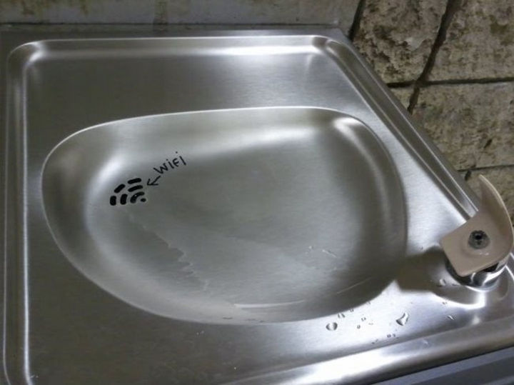 25 Things That Can't Be Unseen - Drinking fountains have Wi-Fi apparently.
