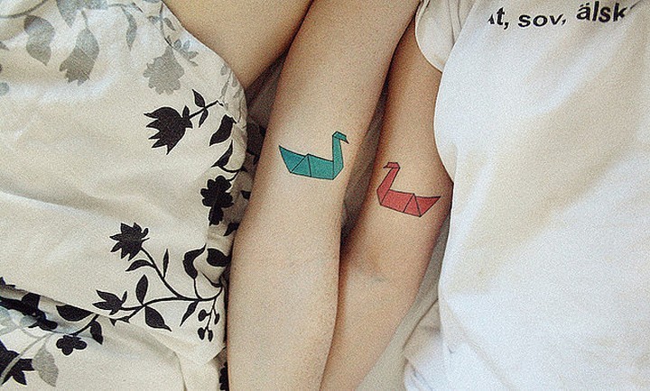 35 couple tattoos - Origami birds couple tattoos