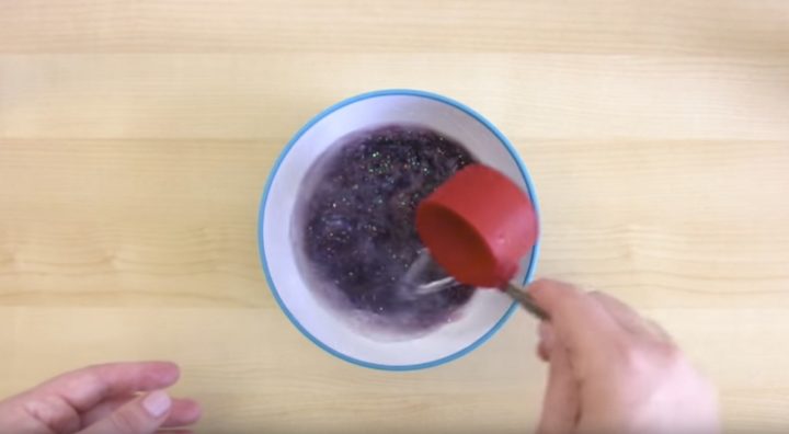 How to make glitter slime - Step 5: Add 1/4 cup of water and knead dough until it no longer sticks to your hands.