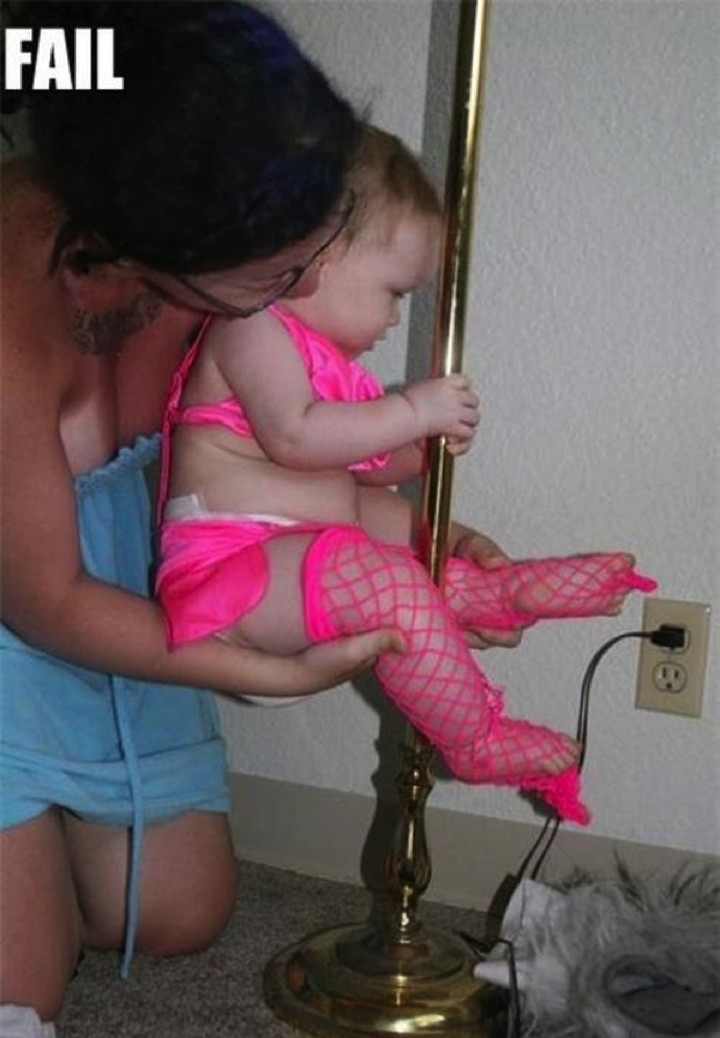 34 Parenting Fails - This mother wants a bright career for her daughter...WTF?