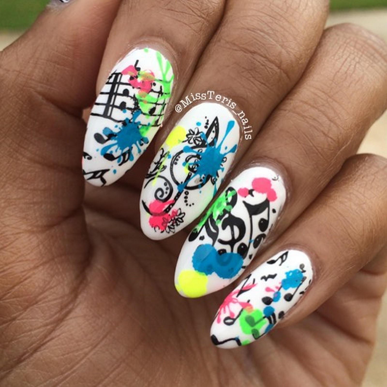 18 Music Nails and Nail Art Designs That Will Make You Want to Sing!
