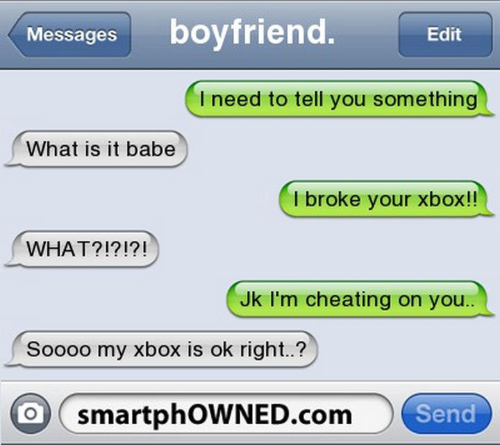 22 Breakup Text Messages - He does have his priorities in order.