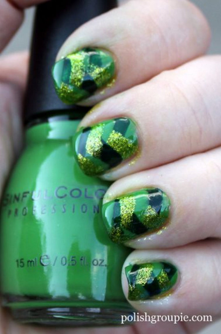 18 Green Manicures - Green fishtail braid nail design.