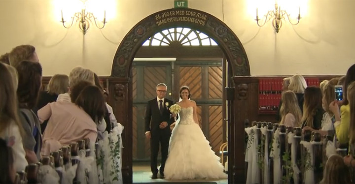 Maria Sings "You Raise Me Up" to Her Groom Ronny as She Walks Down the Aisle in Alesund Church.