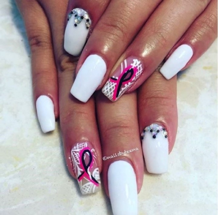 19 Breast Cancer Nails - A very classy design.