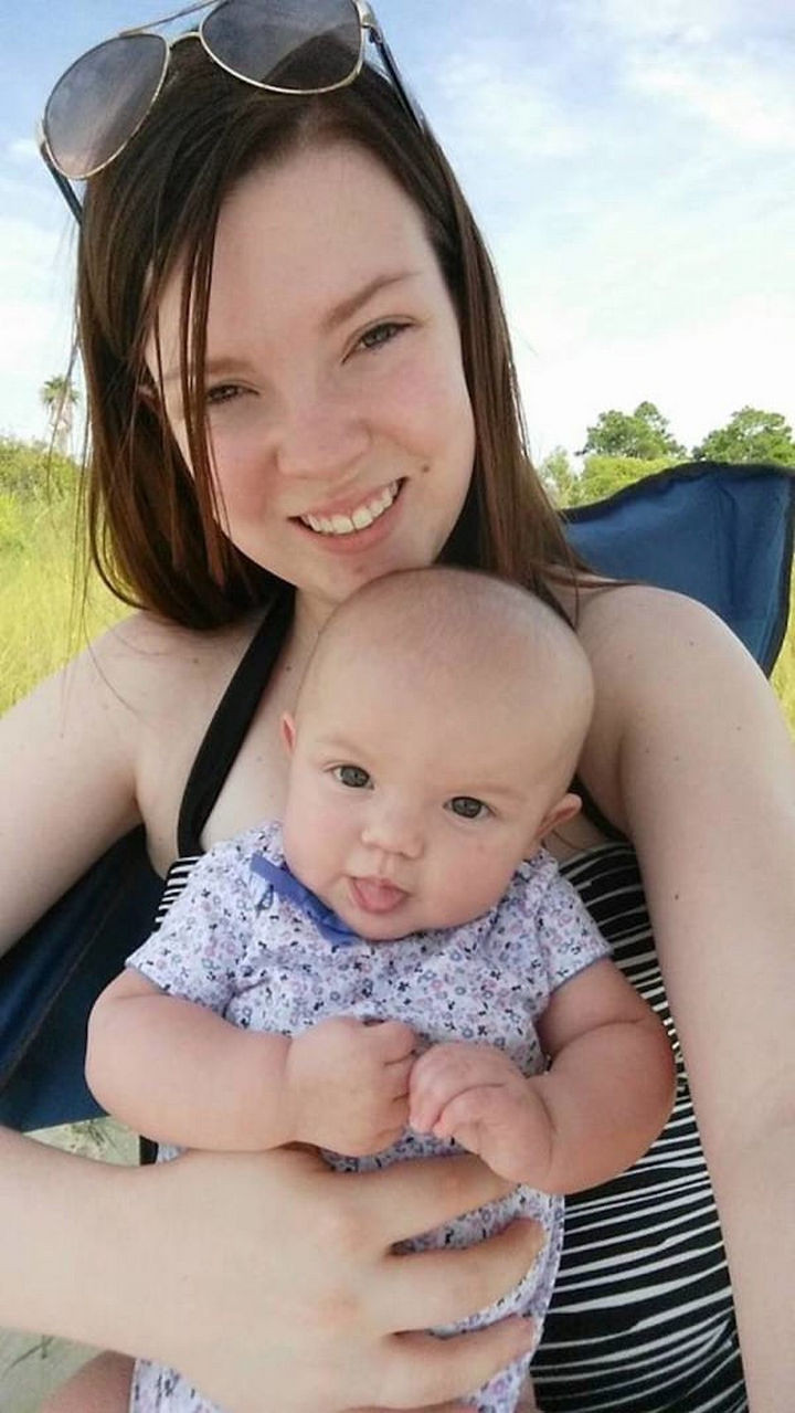 Alabama Mom Rebecca wanted to surprise her husband by meeting him with their baby named Rylee so she booked a flight for her and her little girl.