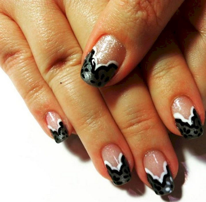 17 French Nails With a Twist - A beautiful design.