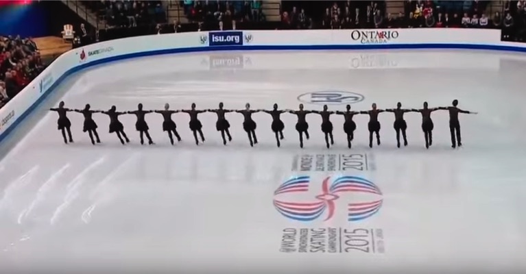 16 Synchronized Skaters Get onto the Ice and Amazes the Crowd When They Do THIS