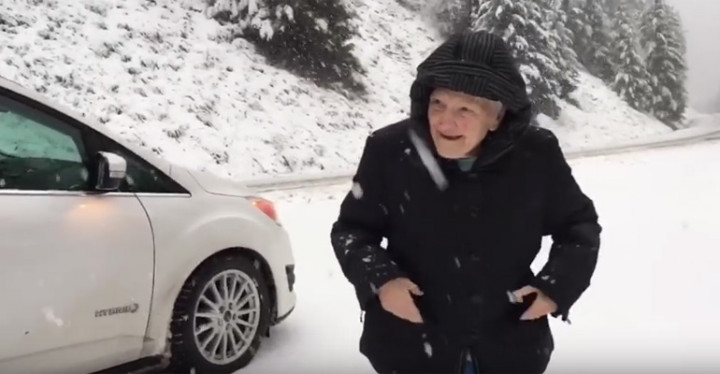 101-Year-Old Mother from British Columbia Wants to Play in the Snow.
