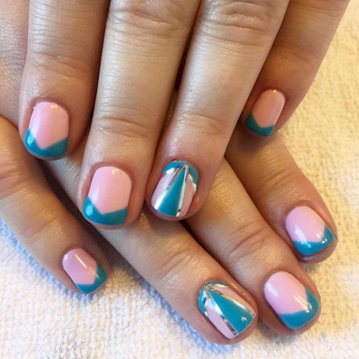 17 Cotton Candy Nails - Cotton candy and bubble gum nails.