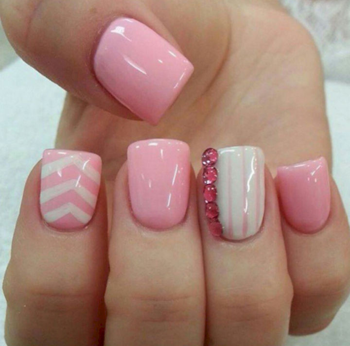 17 Rose Pink Nails - Perfect pink nails with some gems.
