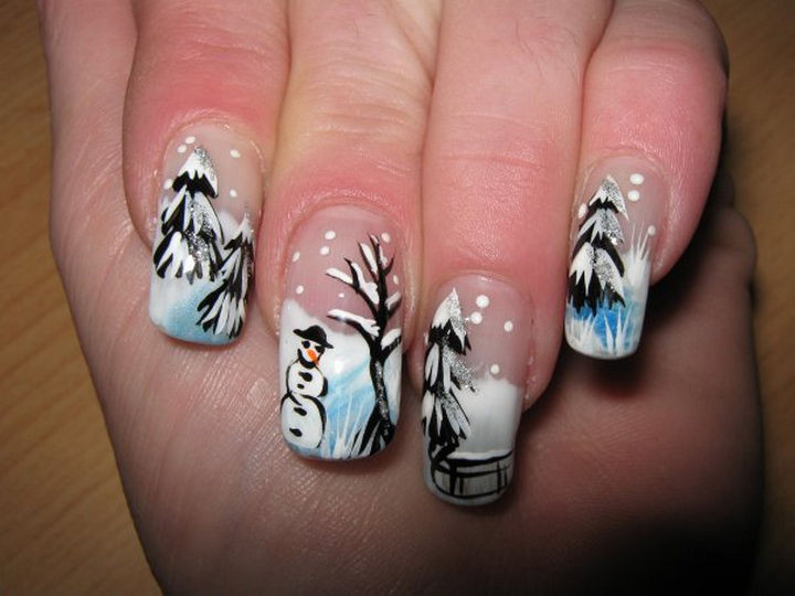 39 Winter Nails - Winter scene nails.