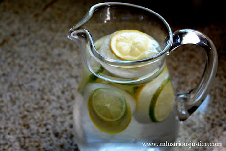 13+ Muffin Pan Hacks - Create lemon and lime ice cubes.