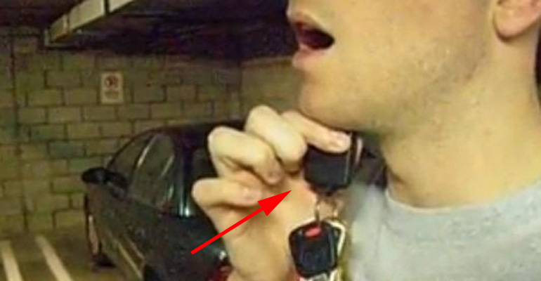He Put His Car Remote Under His Chin and It Worked! These Life Hacks Will Make Life so Much Easier.