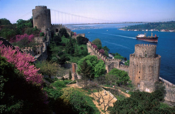 Top 25 Travel Destinations 2019 - Istanbul, Turkey 03.