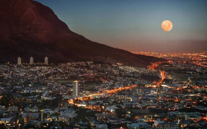 Top 25 Travel Destinations 2016 - Cape Town, South Africa 03.