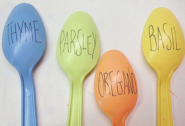 14 DIY Gardening Tips & Projects - Make plastic spoon garden markers.
