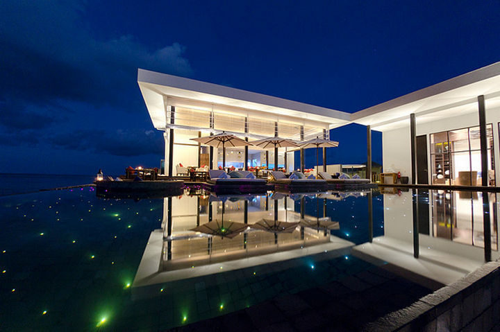 35 Epic Swimming Pools From Around the World - Jumeirah Dhevanafushi resort in the Maldives.