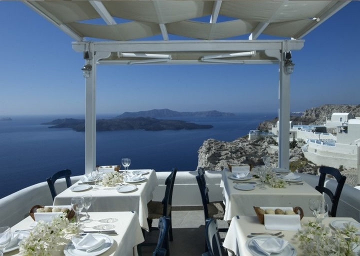 39 Amazing Restaurants With a View - Caldera in Santorini, Greece.