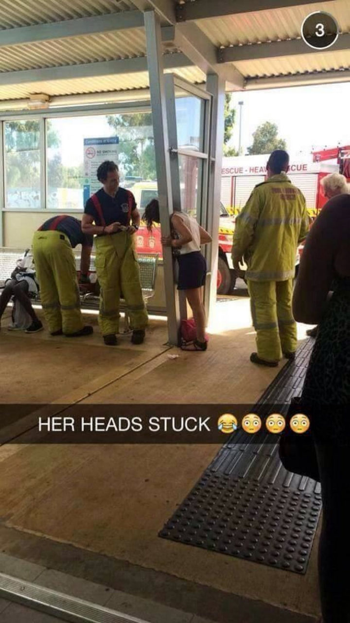 28 People Having a Bad Day - This is embarrassing.