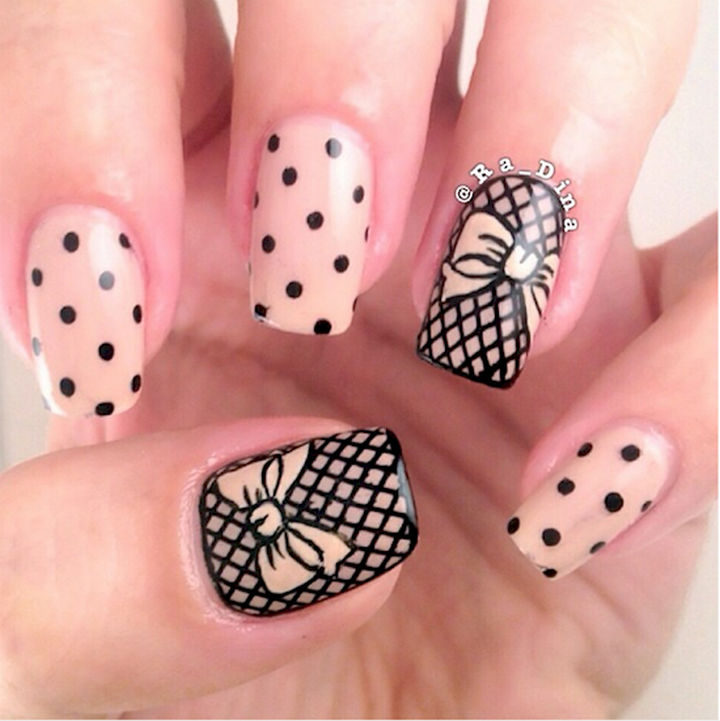 17 Bow Nail Art Designs - Gorgeous fishnet with bows accent nails.