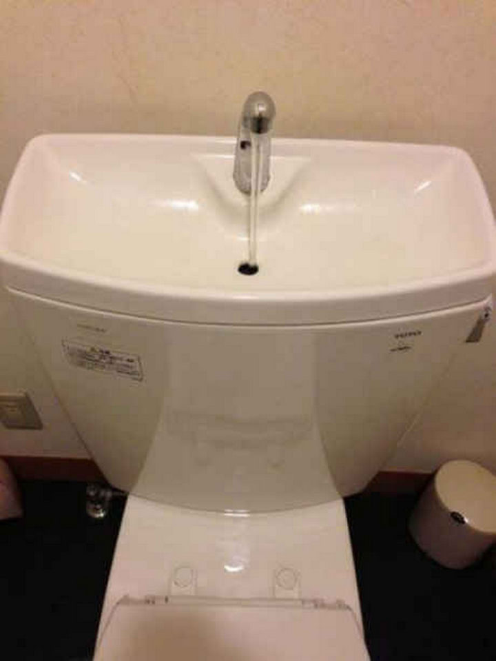 18 Funny Life Hacks - A toilet and faucet in one!