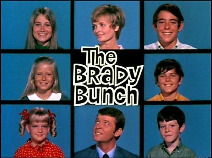 34 Cosas si creciste en los años 60 o 70 - Veías todos los episodios de 'La tribu de los Brady' y siempre cantabas el tema musical.