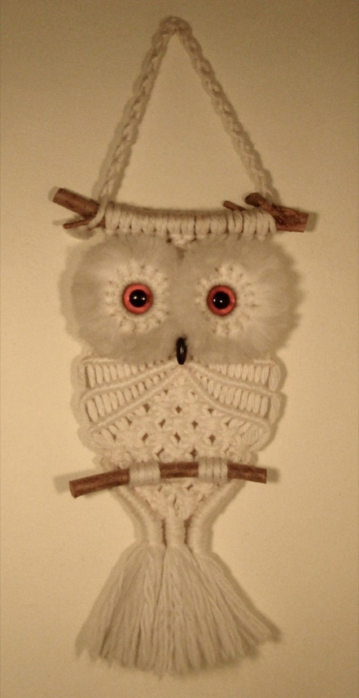 34 Things If You Grew Up in the 60s or 70s - There was a macramé owl hung on the wall in almost every home.