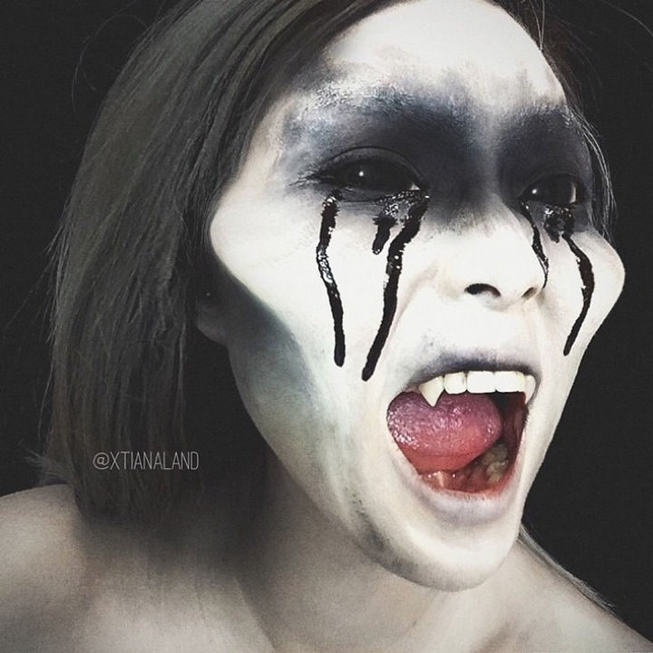 37 Scary Face Halloween Makeup Ideas - Screaming vampire.