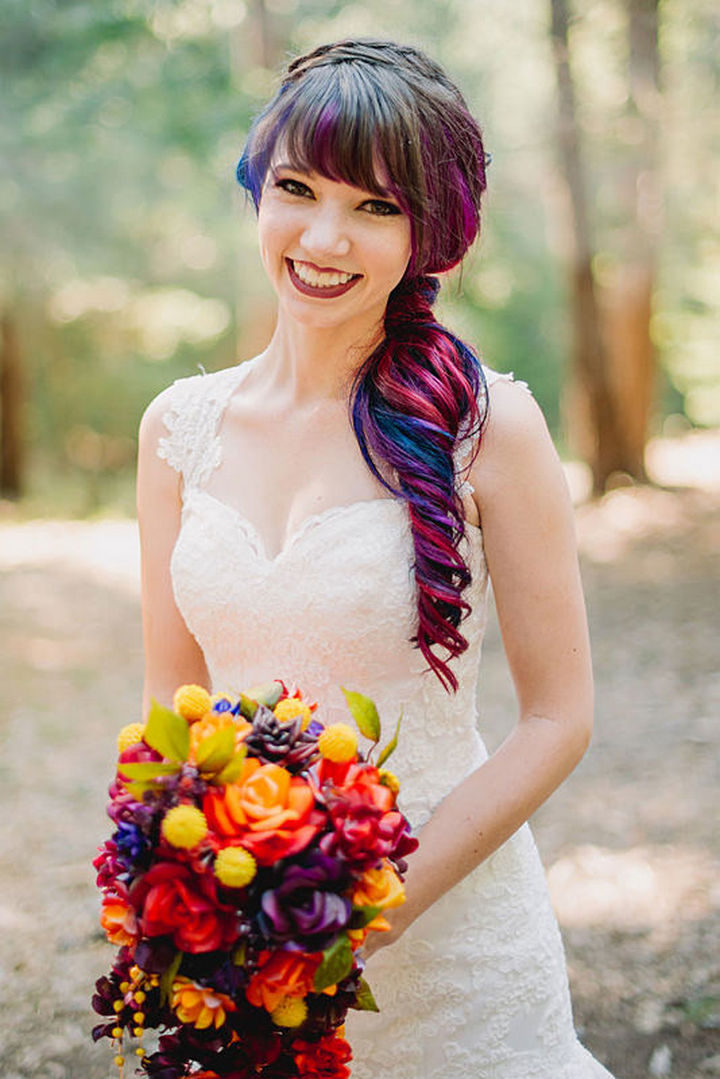 Everything from the flowers to her hair is matched perfectly and looks great.
