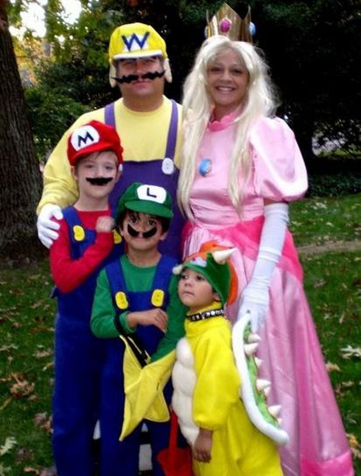 23 Costumes Super Mario et Luigi - Toute la famille Super Mario, y compris Wario! 