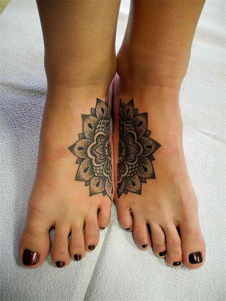 28 Sister Tattoos - Two sisters who are pretty as a flower.